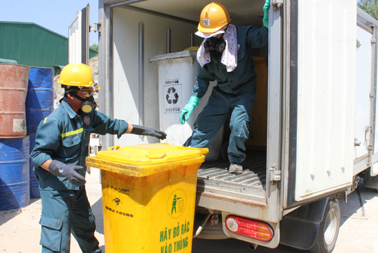 Quy trình dịch vụ vận chuyển hóa chất, rác thải