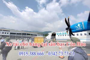 xe tải chở hàng tại sân bay Côn Đảo của Thành Hưng